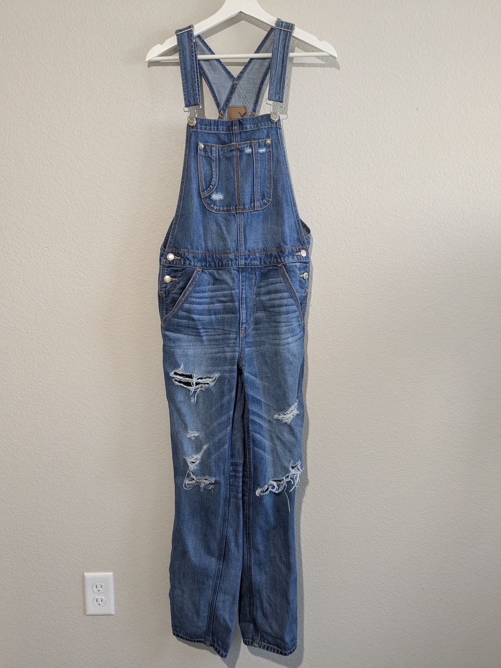 American Eagle Outfitters Distressed Blue Denim Overall Jeans S